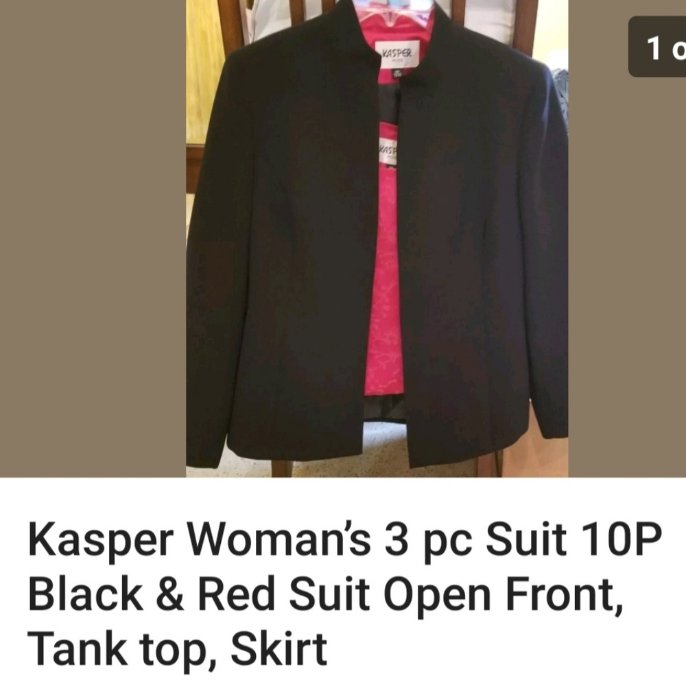 Women's 3pc Suit with tank top and skirt